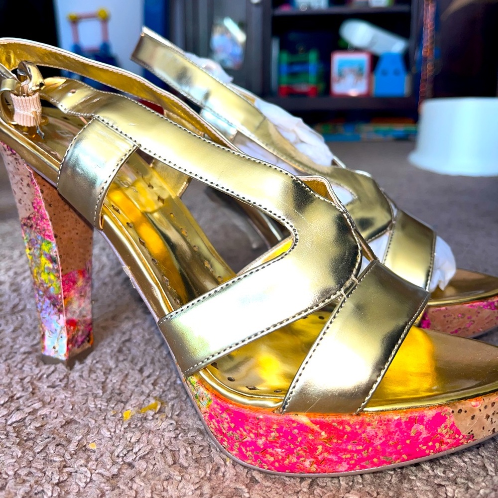 BCBGenerations Gold heels LIKE NEW